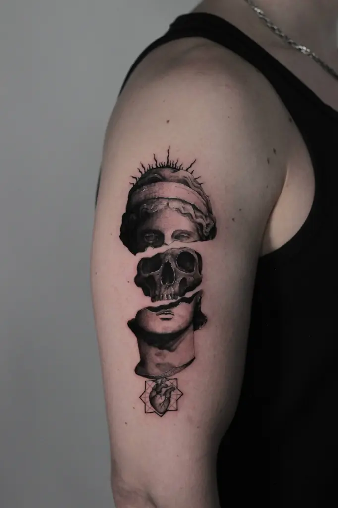 Black&Grey Tattoo Dortmund | Kleines Tattoo | Bad Baboon Tattoo