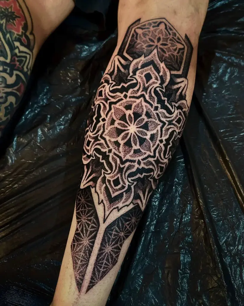 Ornamental Tattoo Dortmund | Bad Baboon Tattoo